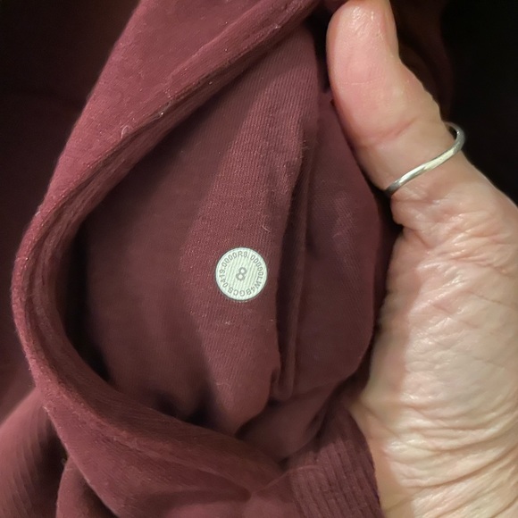 Burgandy Lululemon - Picture 3 of 3